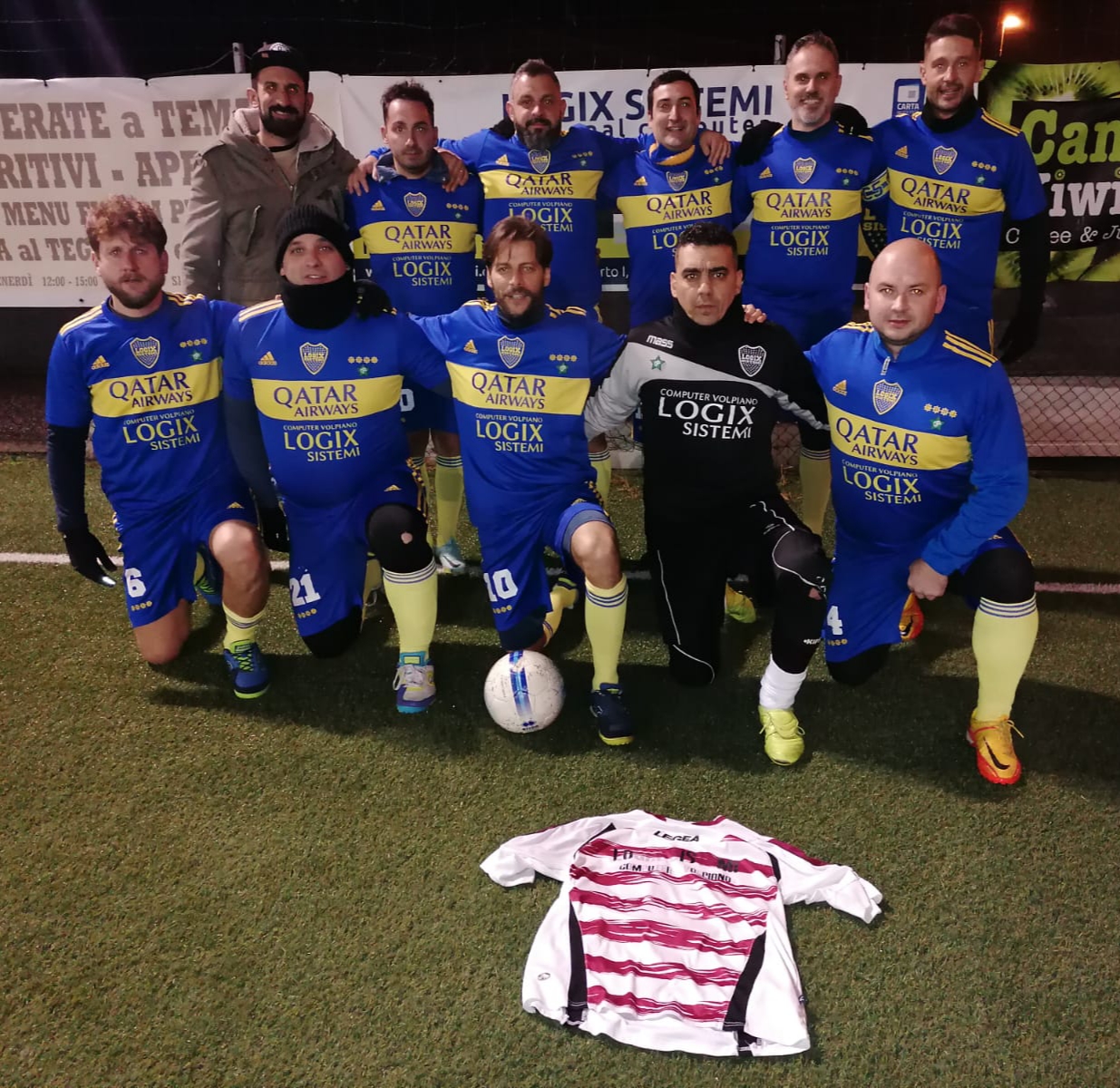 club kit photo