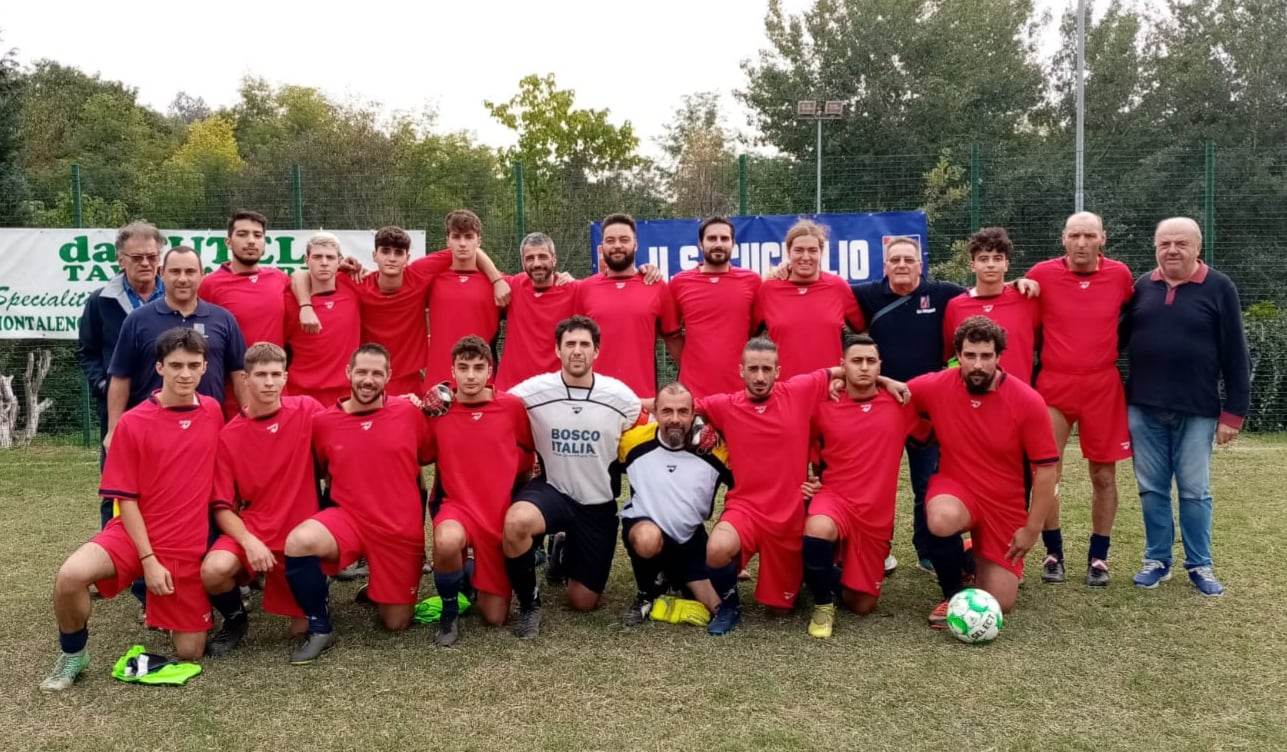 club kit photo