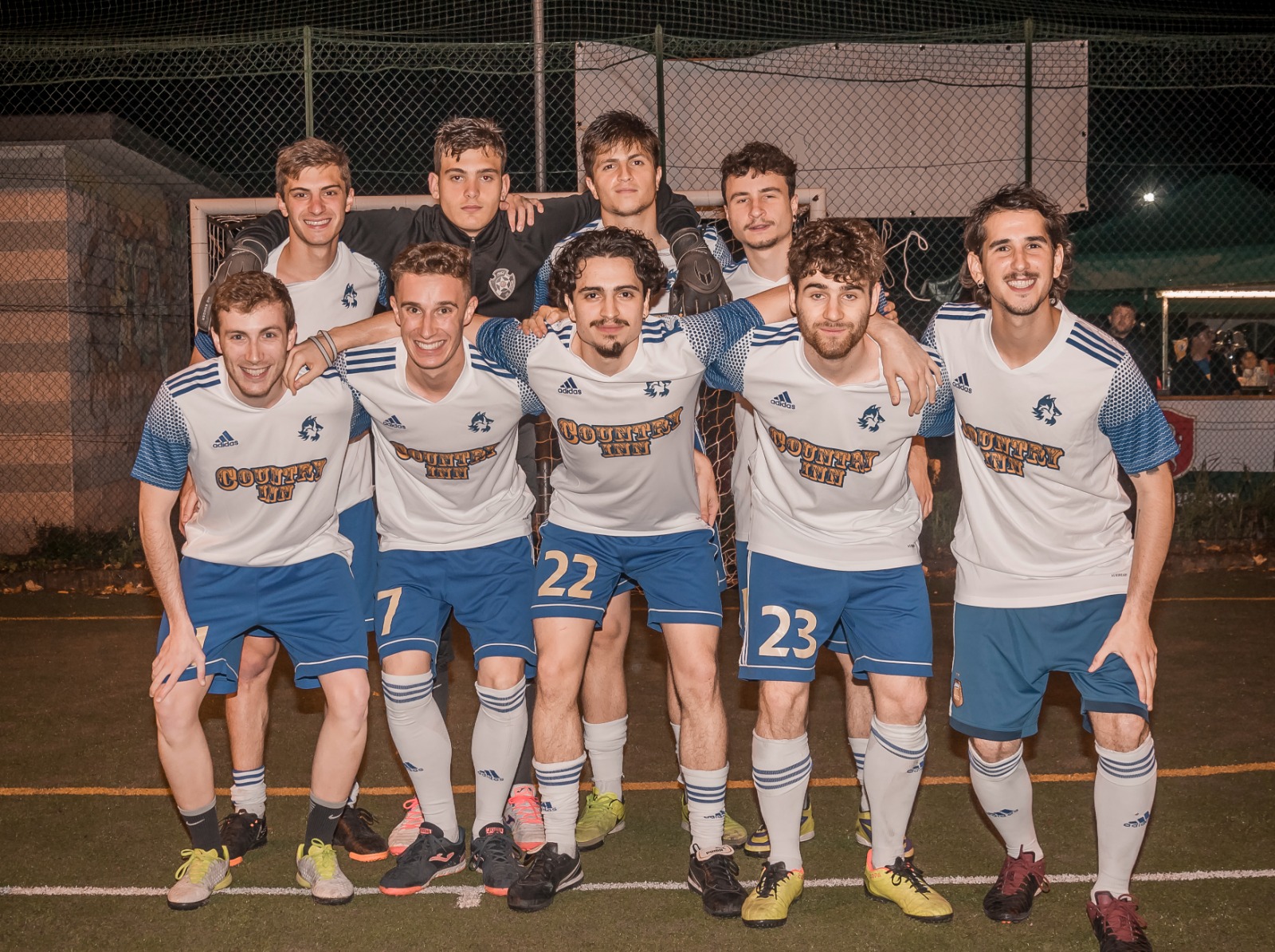club kit photo