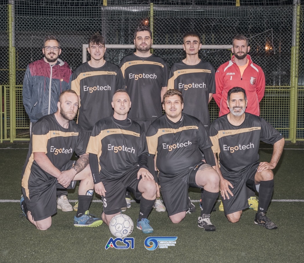 club kit photo