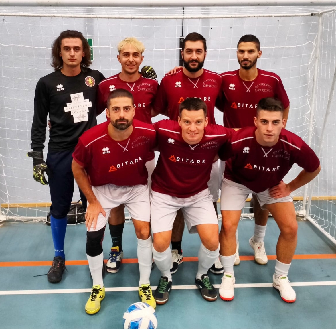 club kit photo