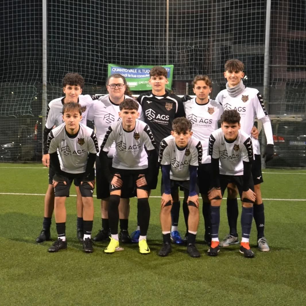 club kit photo
