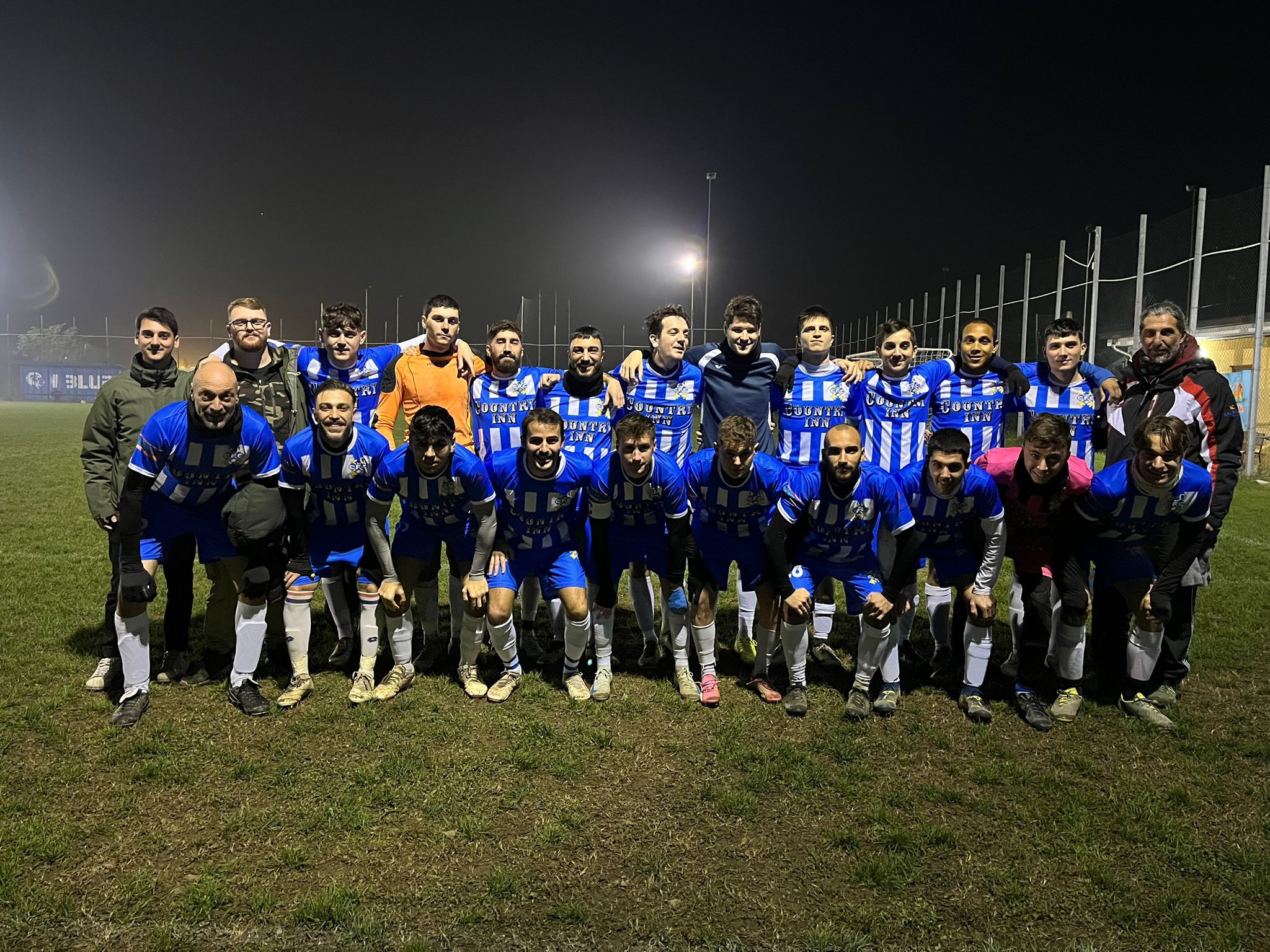 club kit photo
