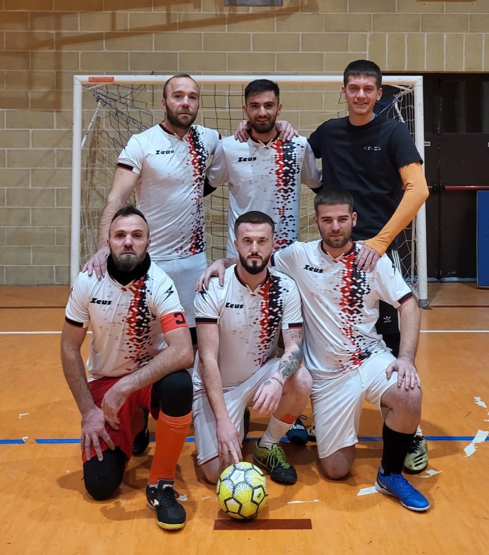 club kit photo