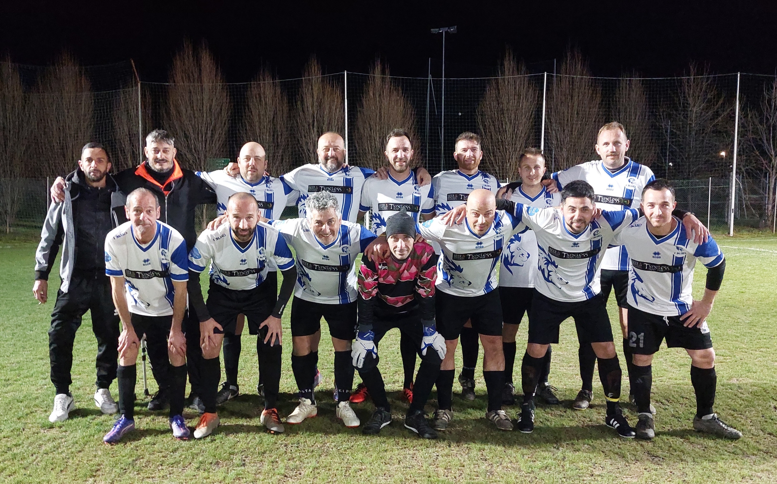 club kit photo