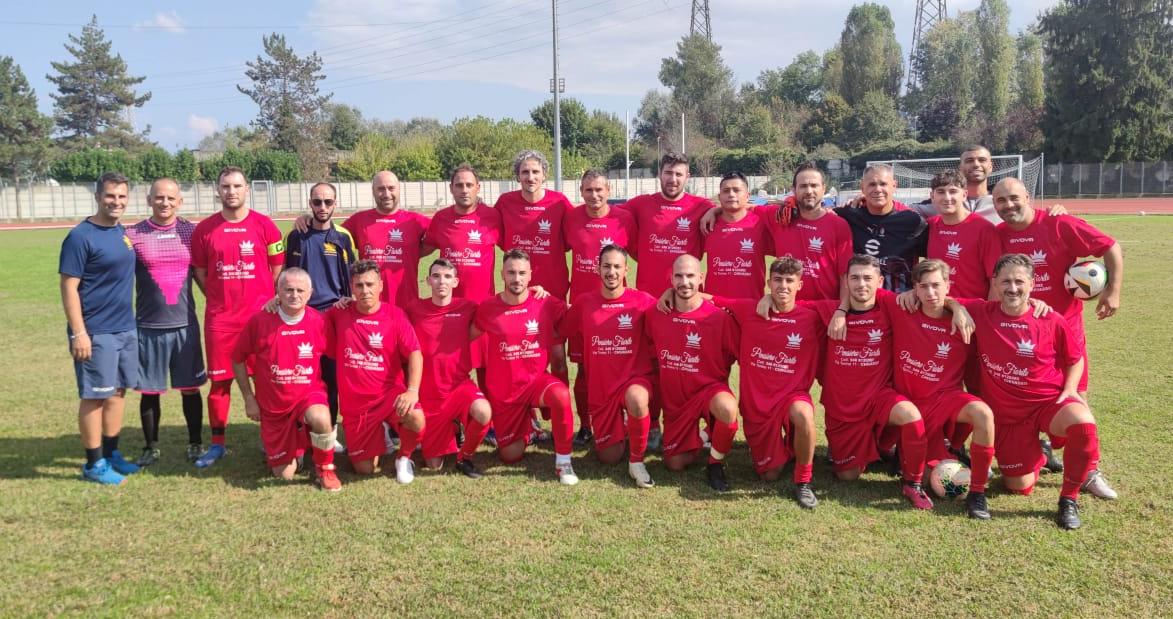 club kit photo