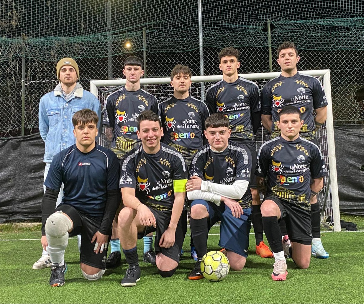 club kit photo