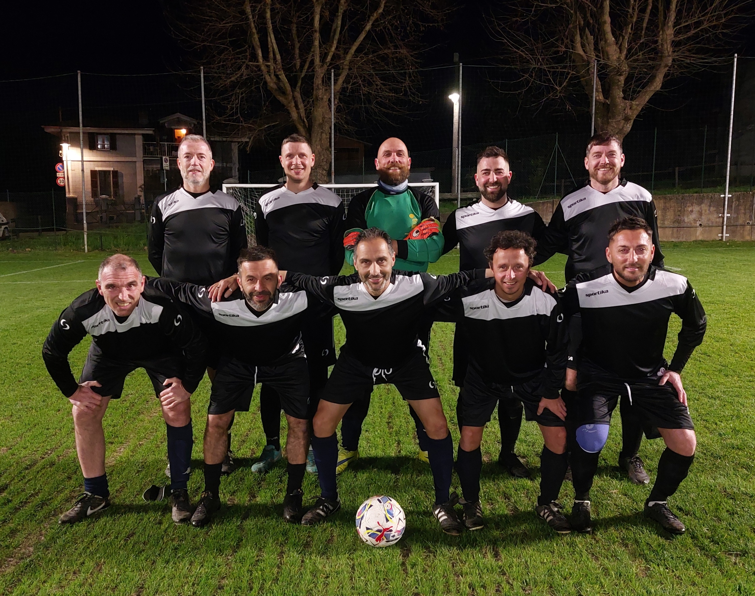 club kit photo