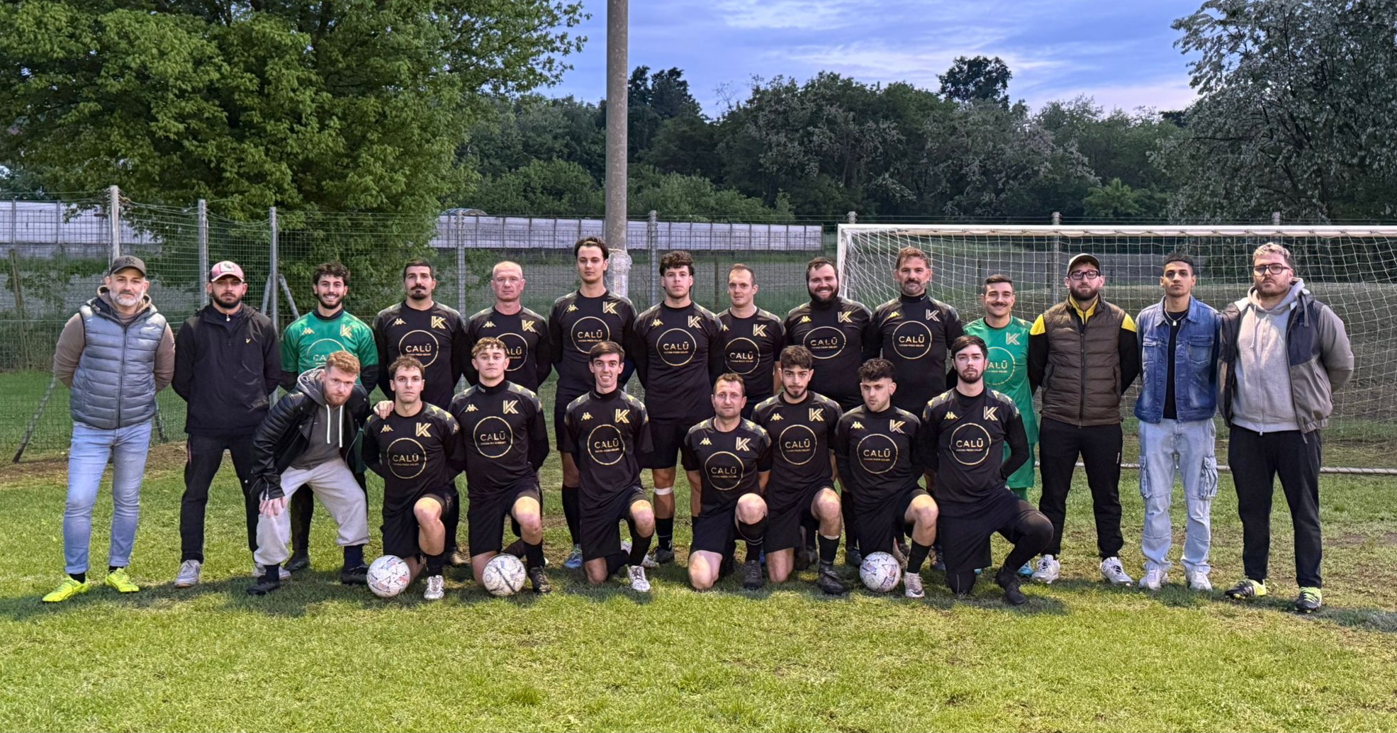 club kit photo