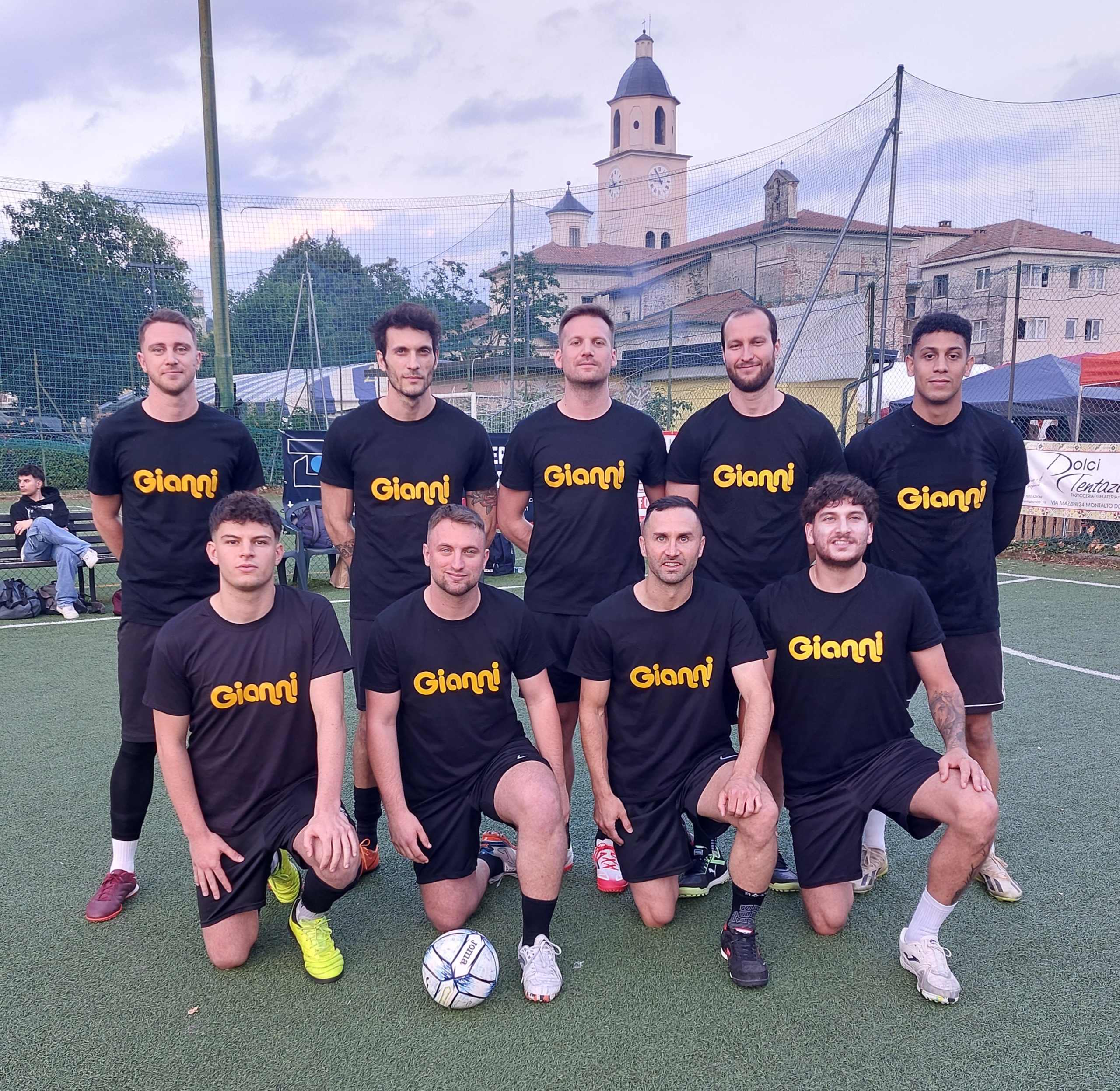 club kit photo