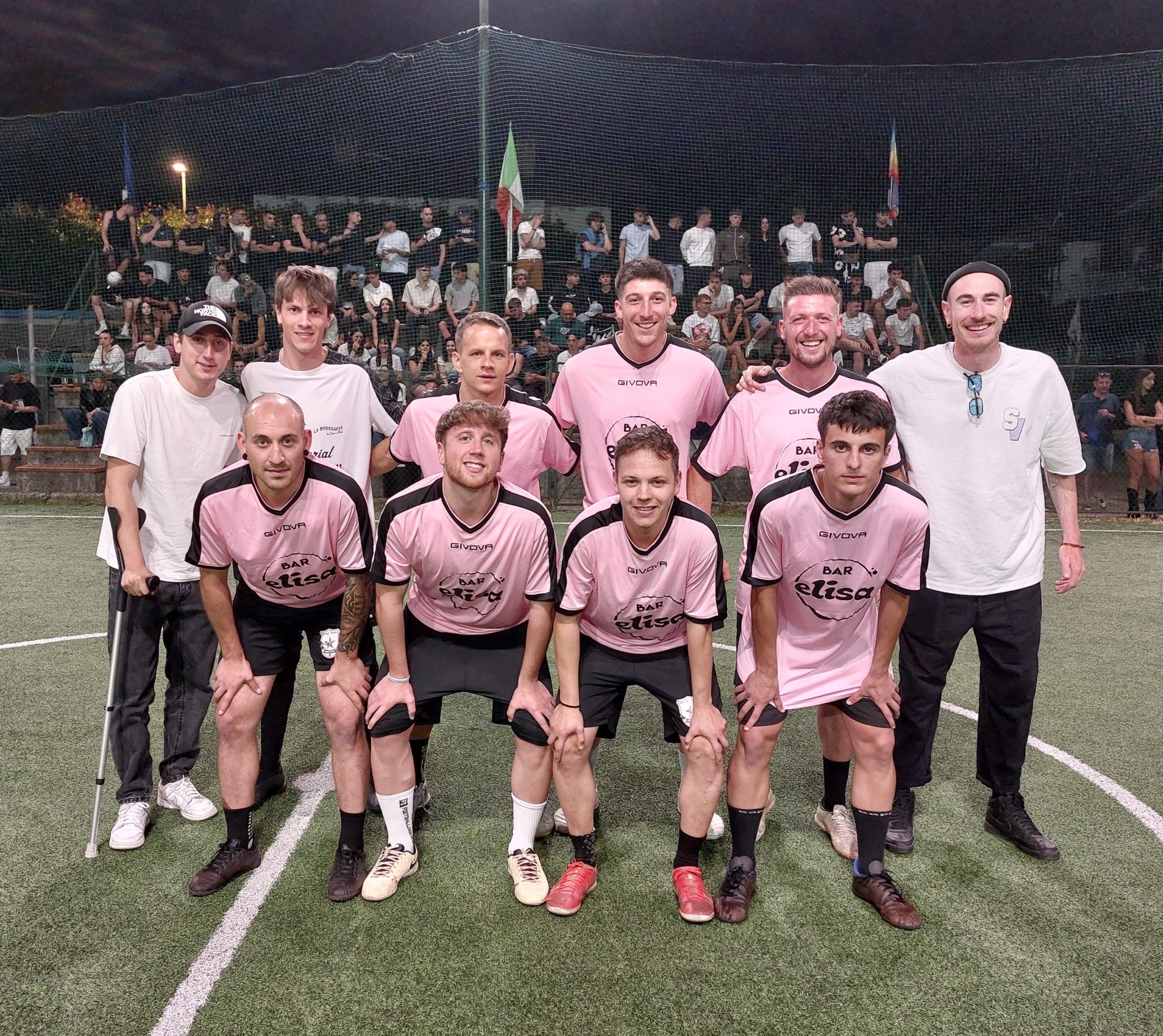 club kit photo