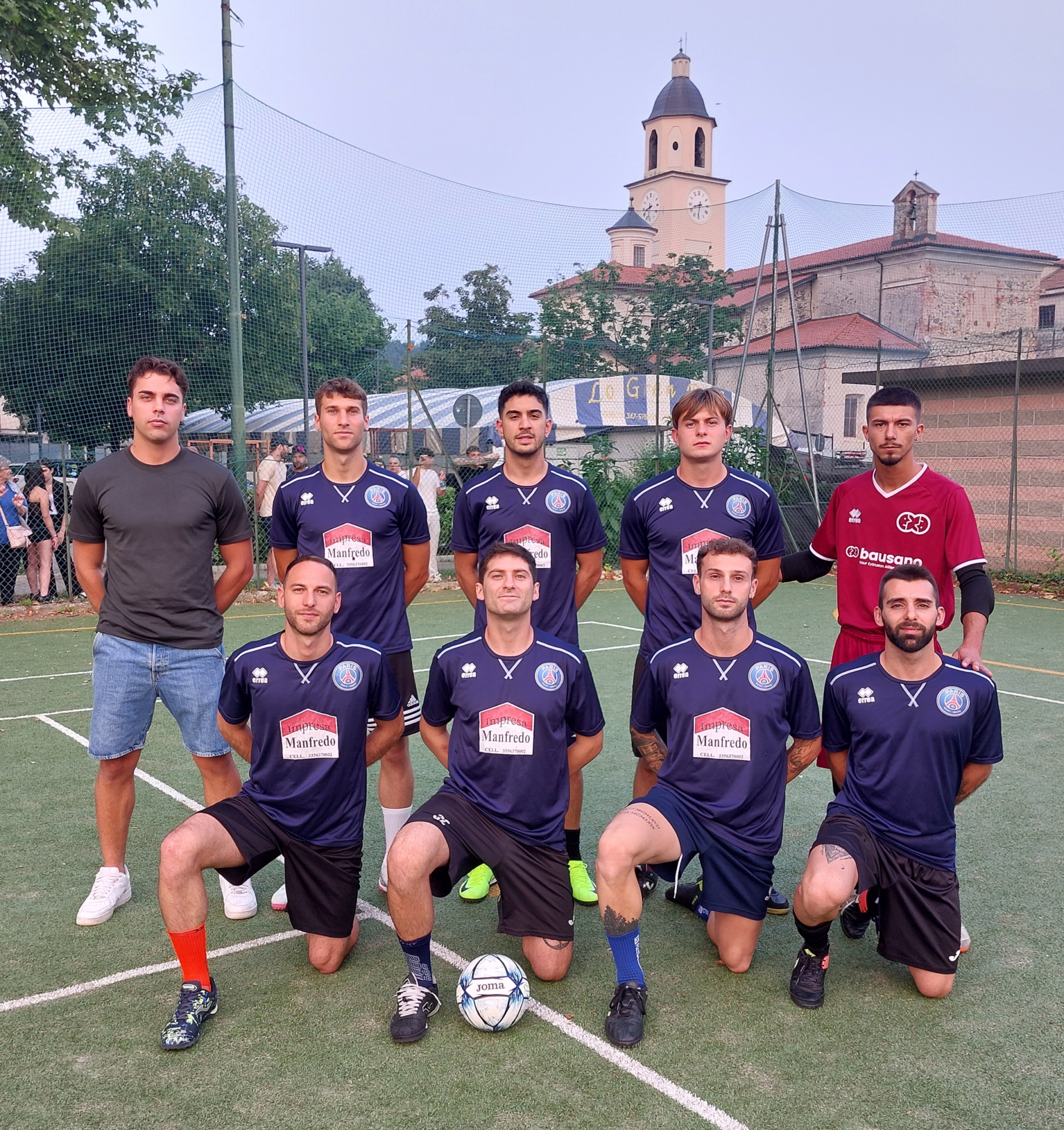 club kit photo
