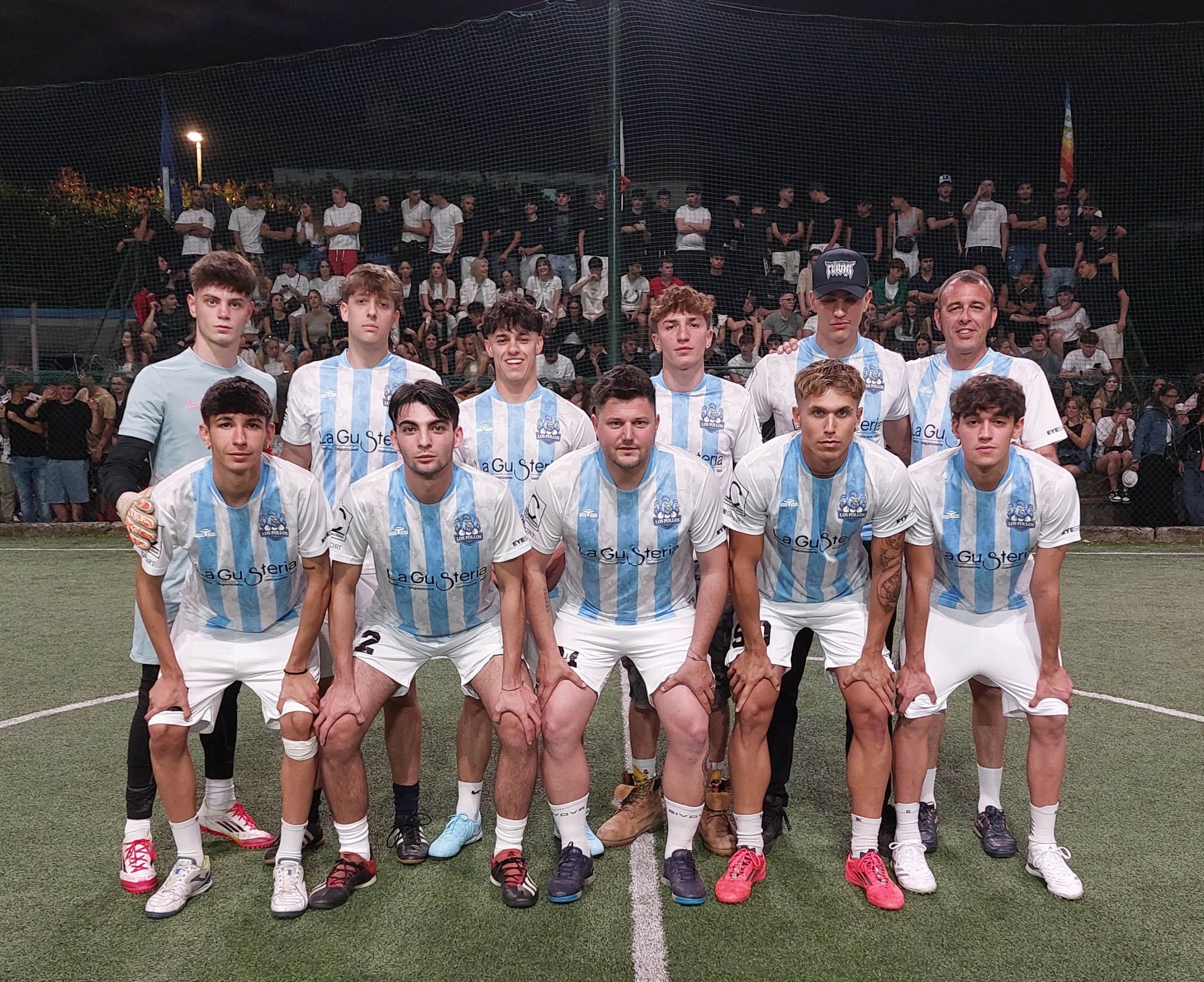 club kit photo