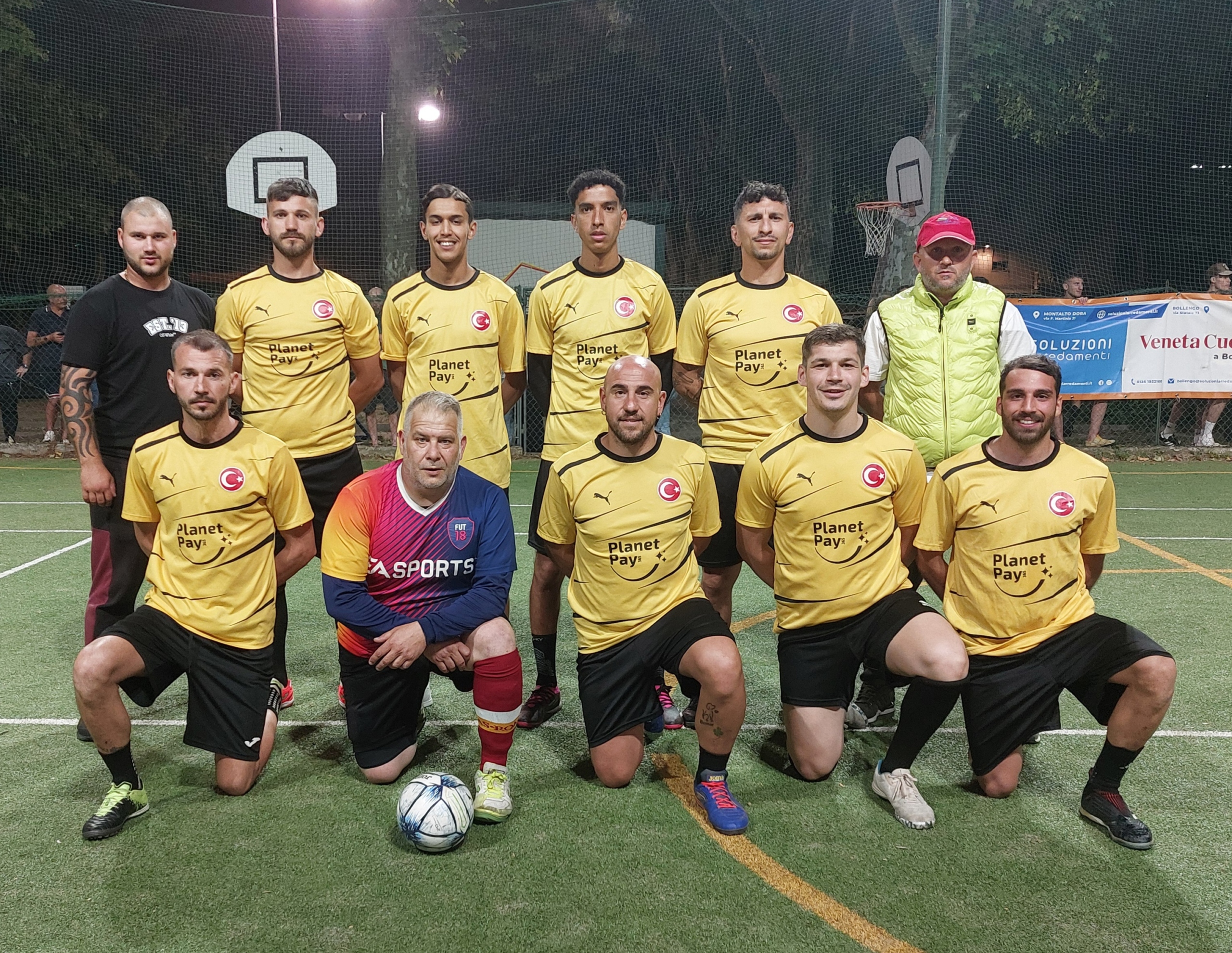 club kit photo