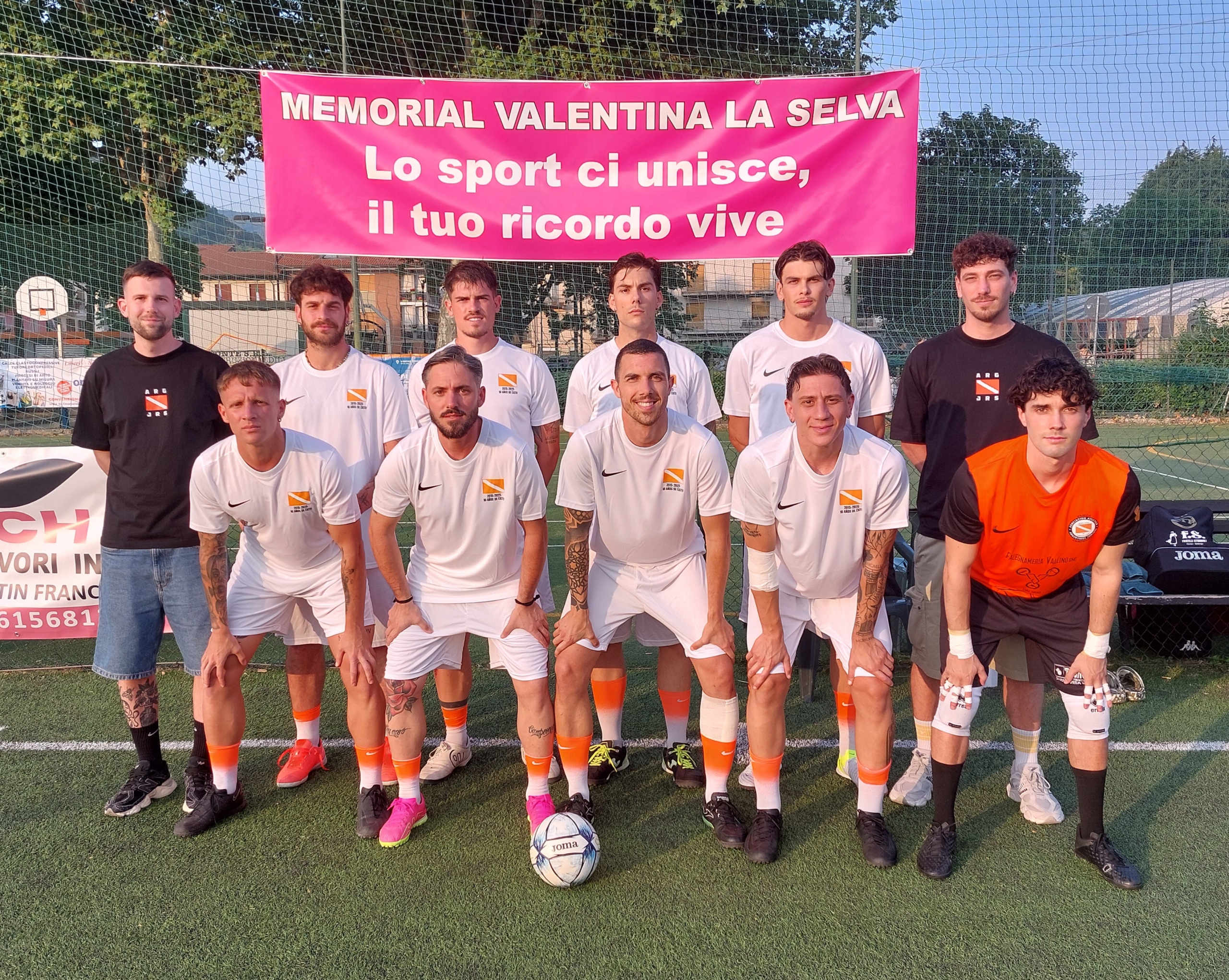 club kit photo