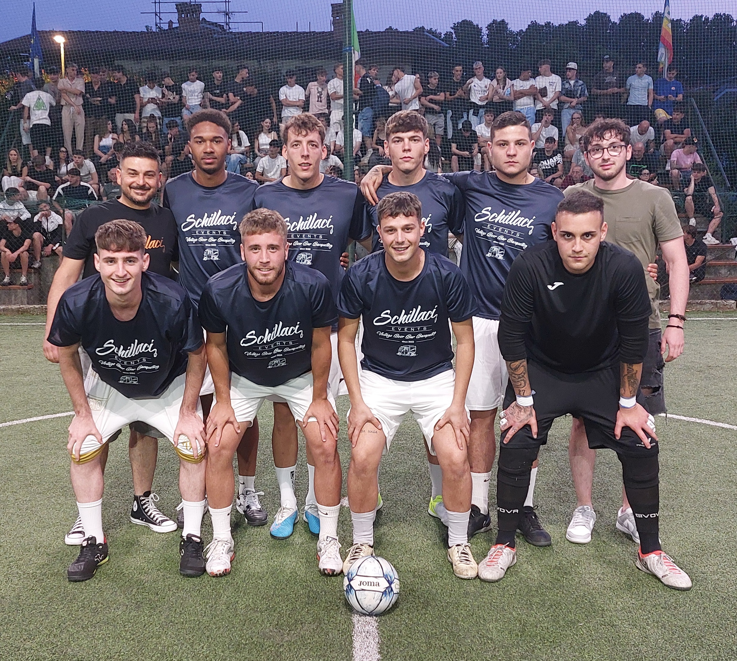 club kit photo